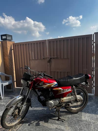 HONDA 125 Red 2019