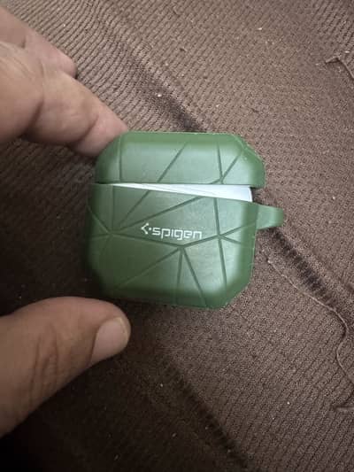 apple airpods series 4  ANC 6 month old like new