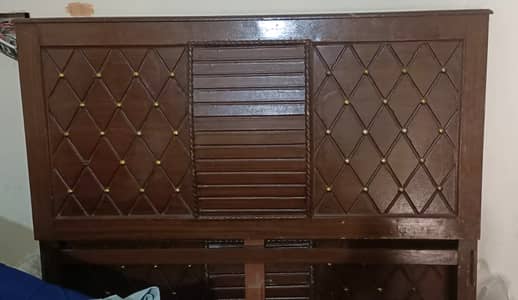 Double bed and wardrob for urgent sale