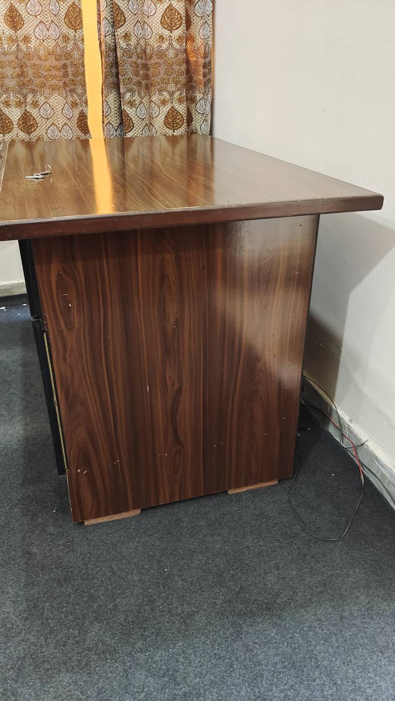 Custom made Computer Desk / Computer Table 3