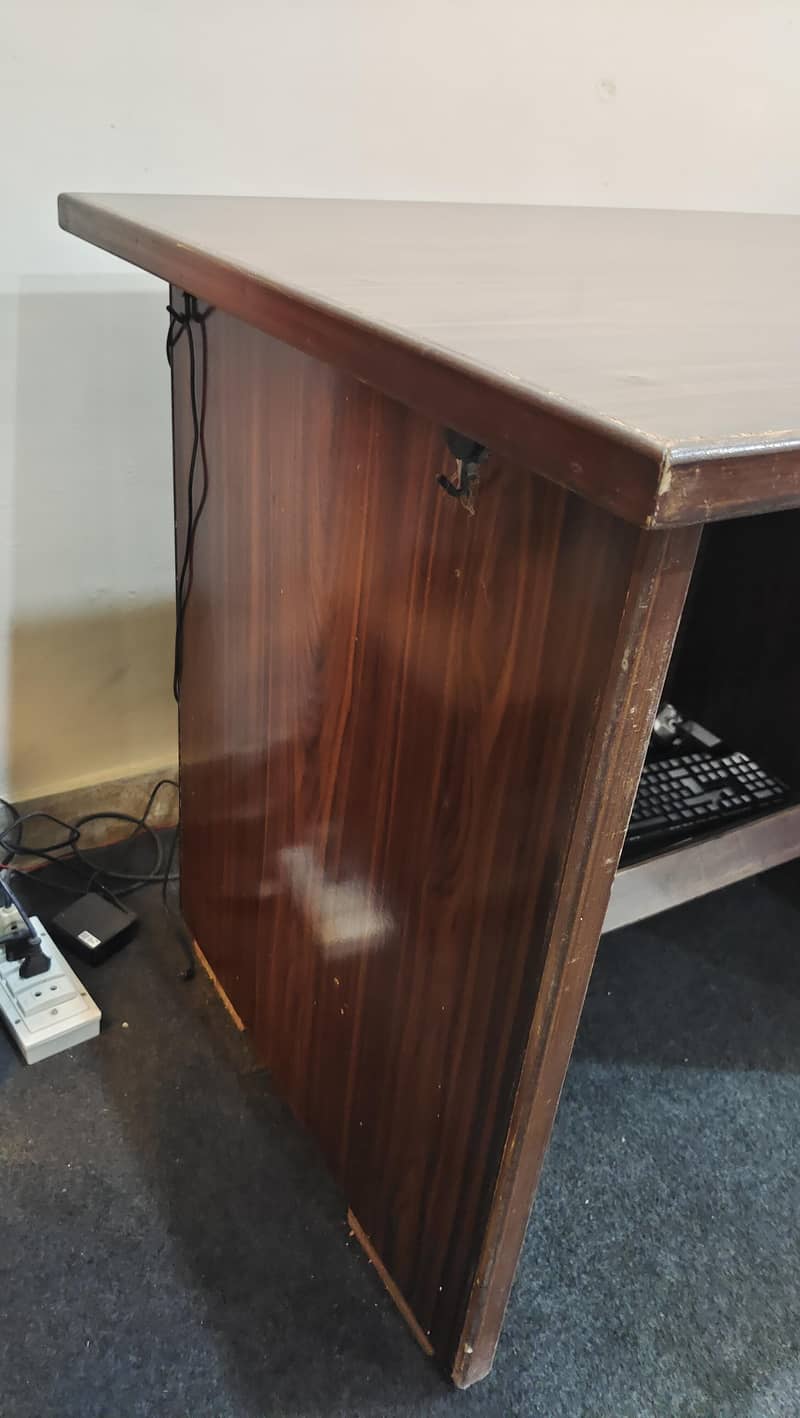 Custom made Computer Desk / Computer Table 5