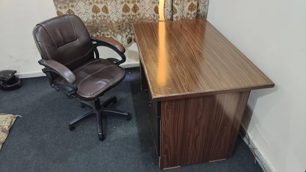 Custom made Computer Desk / Computer Table 6