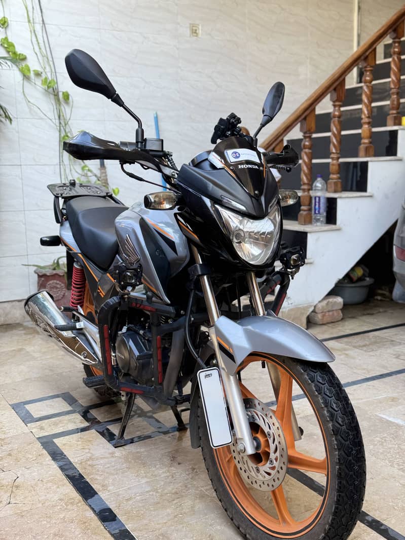 Pristine Condition CB 150F 1