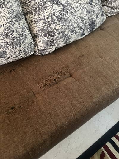 L shaped sofa (7 seaters)