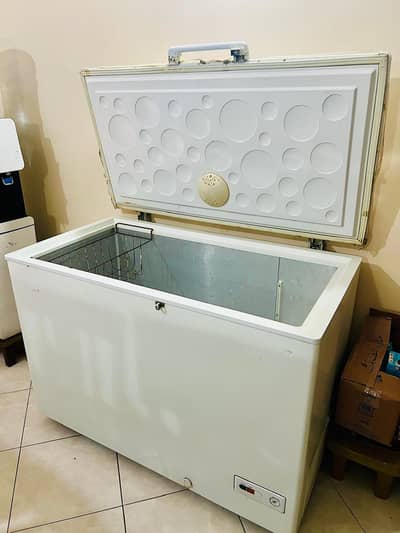 HAIER DEEP FREEZER 14 CUBIC FEET WORKING
