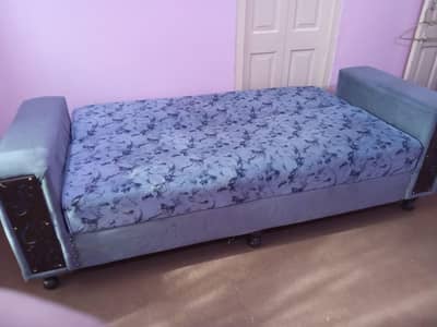 sofa plus bed 4 month used only like new