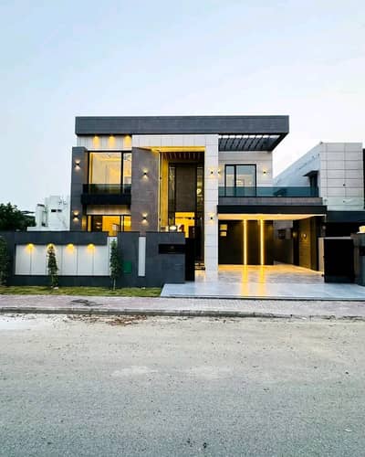 1 Kanal Brand New Luxury Furnished House for Rent in a Prime Location of Bahria Town, Lahore.