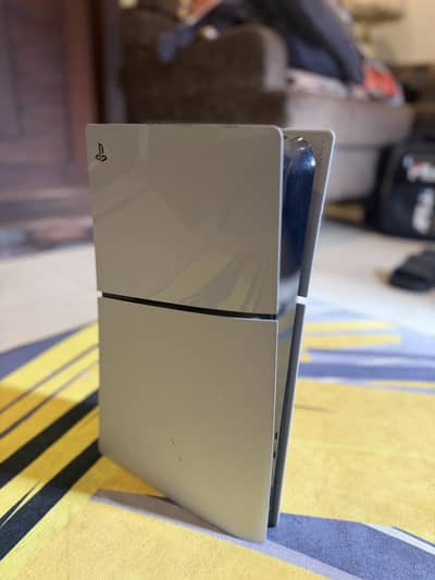 PS5 Slim Disc Edition