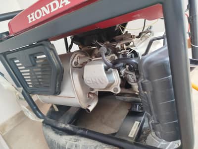 Honda Gas and Petrol Generator