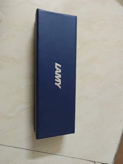 lamy fountain ink pen with free ink cartridges blue and black