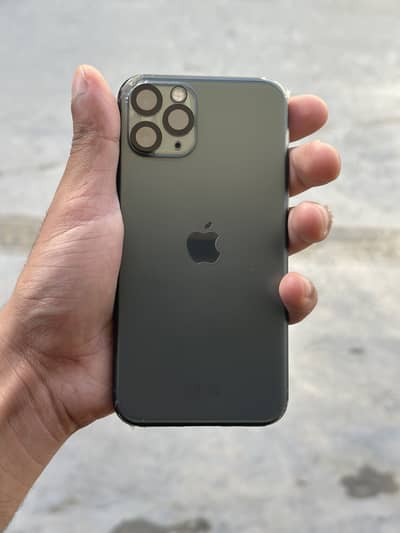 Sale urgent exchange possible with 12 pro or 11 pro max.