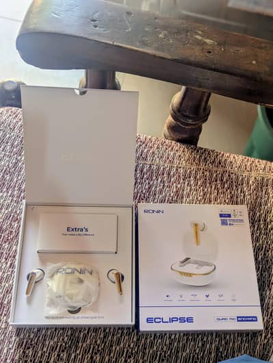 Iphone Ronin software based air buds