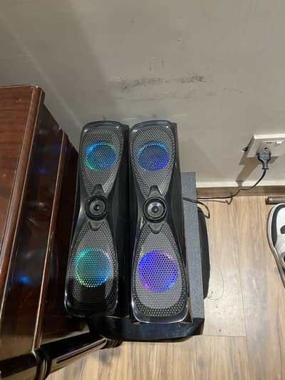 Audionic speakers