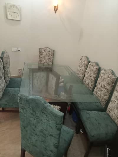 dining table 8 chairs + 3 sat center table