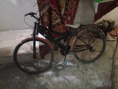 tora bhohat kam hain 8 hazar ma lajaoo full size cycle hain