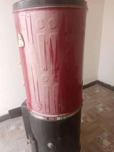 National Geyser 25 gallon