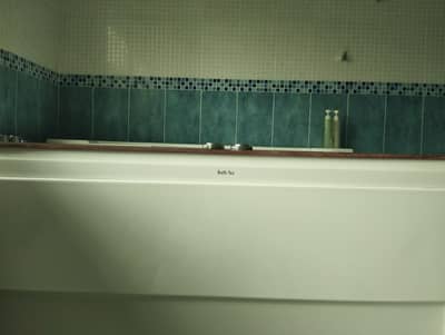 Bath Tec jacuzzi size 62'' X 74''