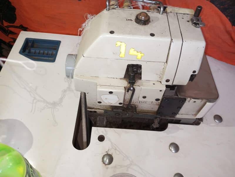 Complete Setup Sewing Machine 10