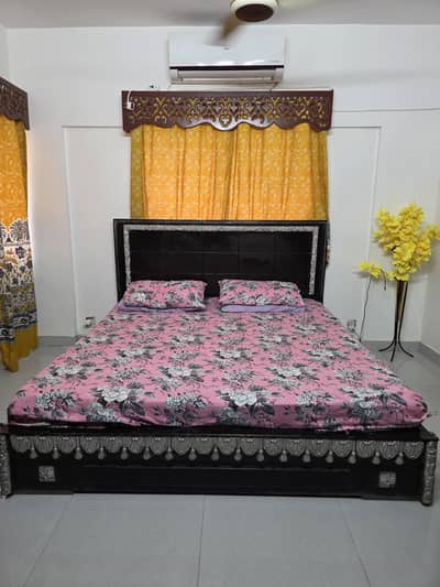 Complete Bedroom Furniture Set Available for Sale!