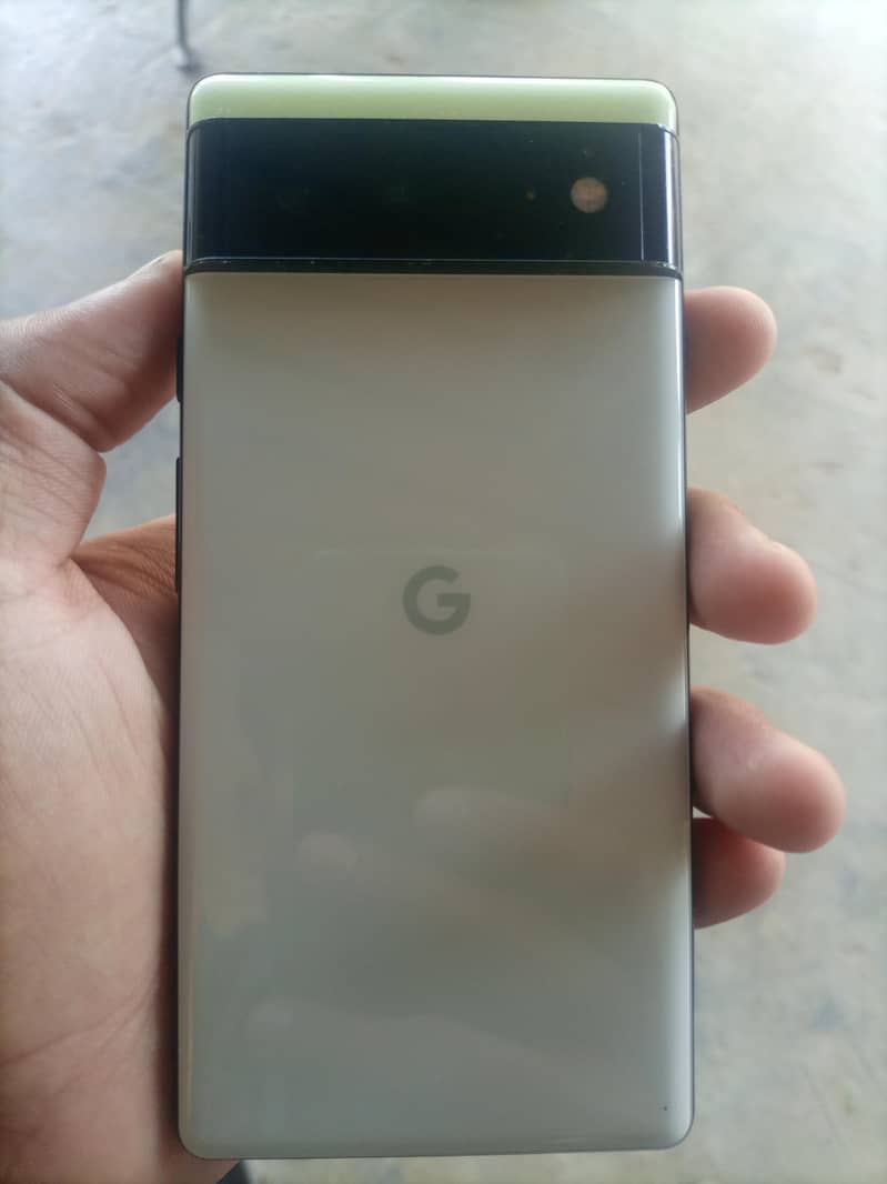 Google Pixel 6 4