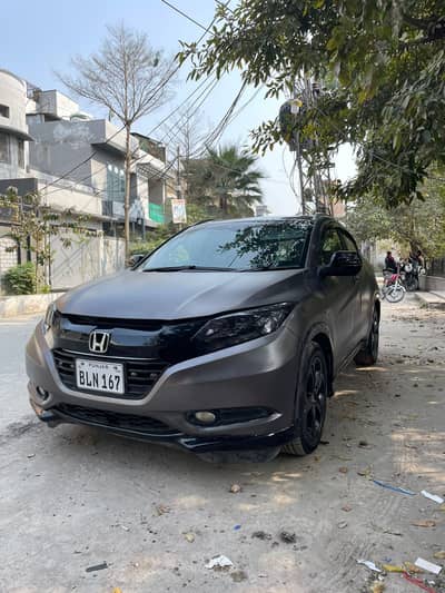 Honda Vezel 2015