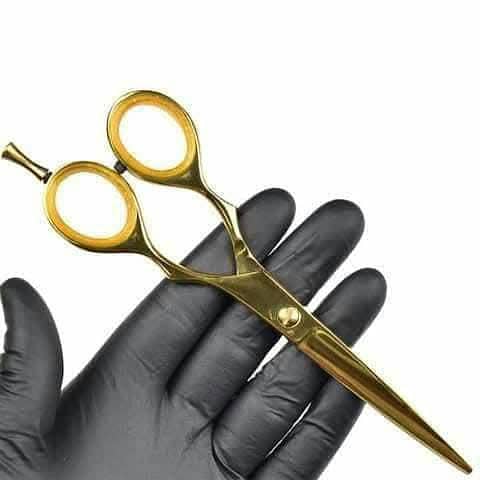 scissors available 0