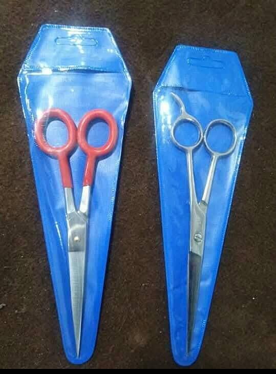 scissors available 6