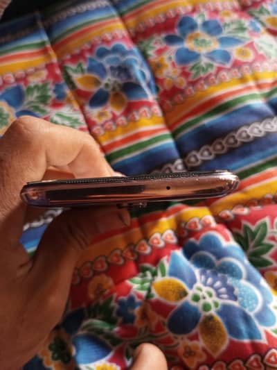 one plus 7 6 gb and 128 gb