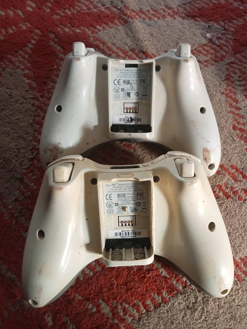 XBOX 360 controller 1