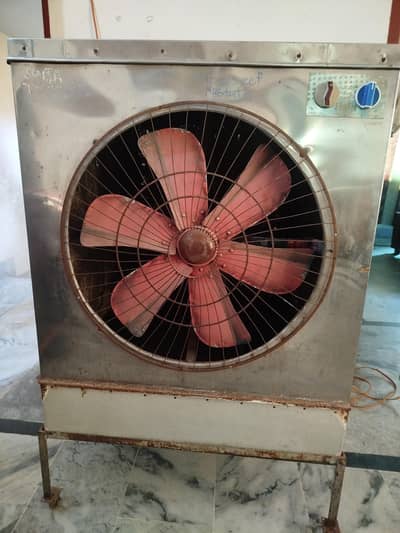 Steel body cooler completely in OK condition