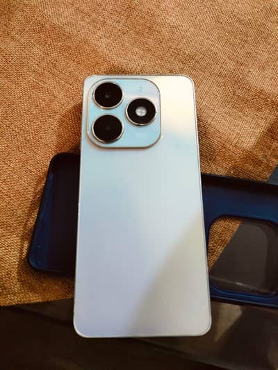 Tecno Spark 20 16/256 gb 9/10 condition  Without box