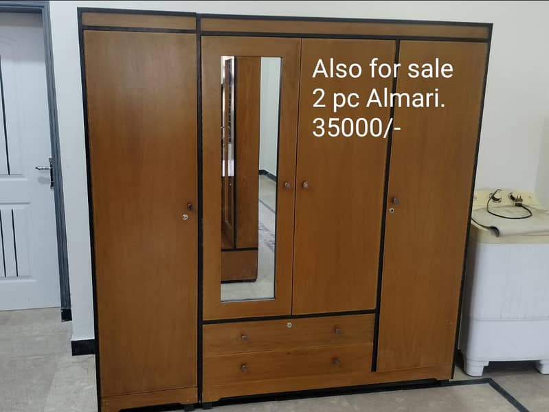 Almost new dressing/makeup table 5