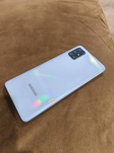 Samsung A71 8/128gb