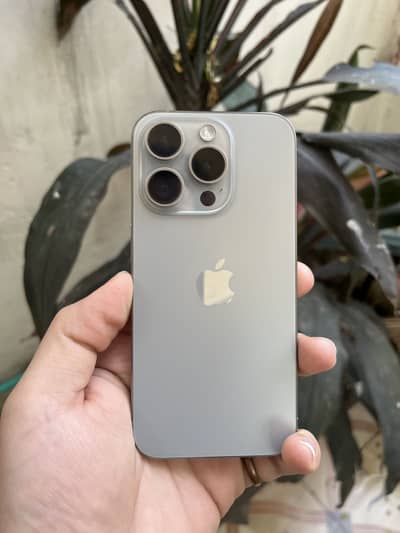 iPhone 15pro 128gb Hk pta