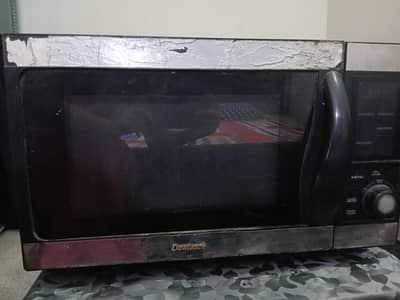 Dawlance microwave oven used