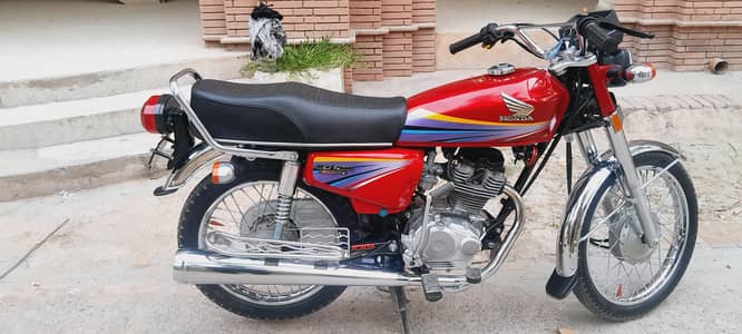 Honda 125 2010 model in Lush condition