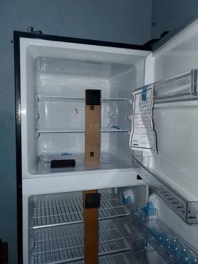 Dawlance fridge full size inverter