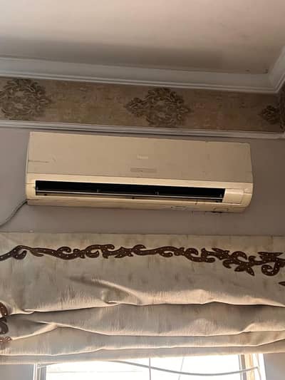 Haier non inverter split ac