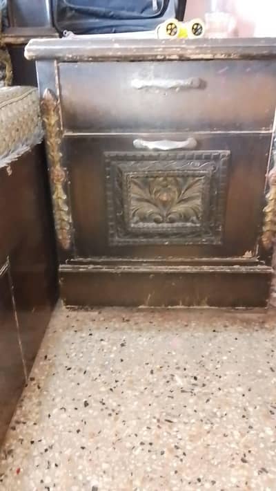 bed with side table without Gadda And dressing