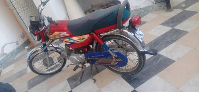 cd70 by sale condition acchi hai 9/10