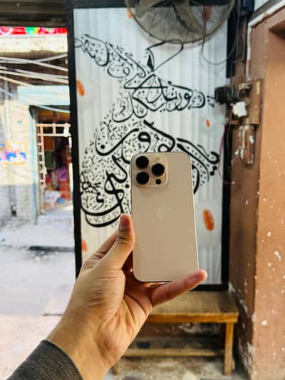 iphone 16 Pro 128GB 100 Health 123 Cycle Only Genuine Waterpack