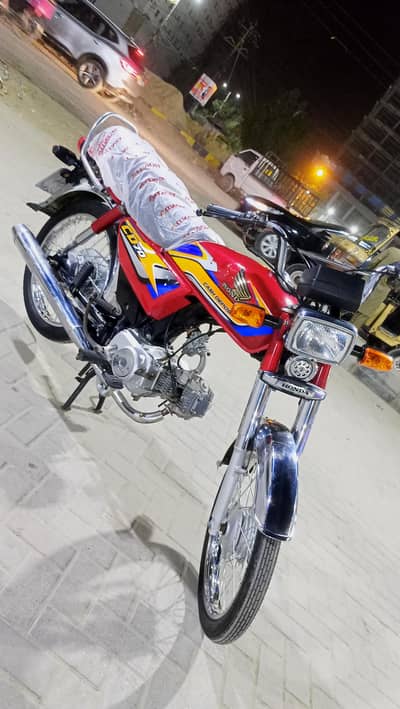 Honda CD-70 2025 model Karachi num 1st owner Excellent condition