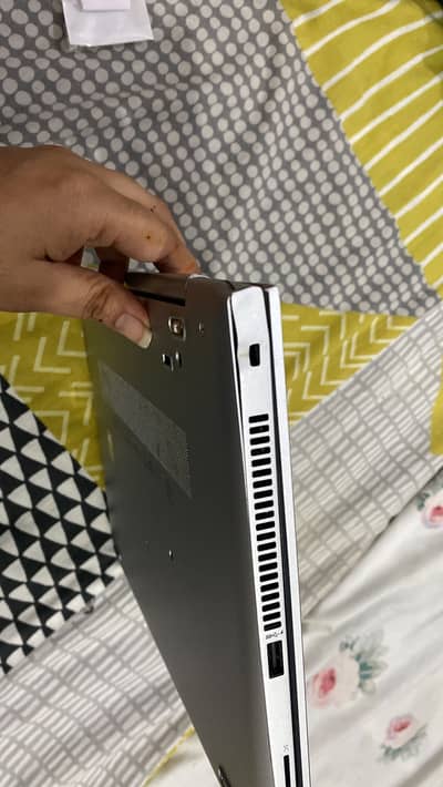 G5 830 Core i5 8th Generation