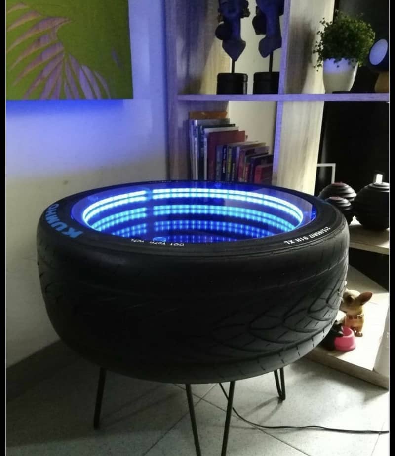 Infinity mirror table 1