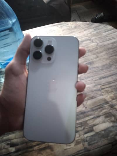 iphone 14 pro max bh : 93 white colour