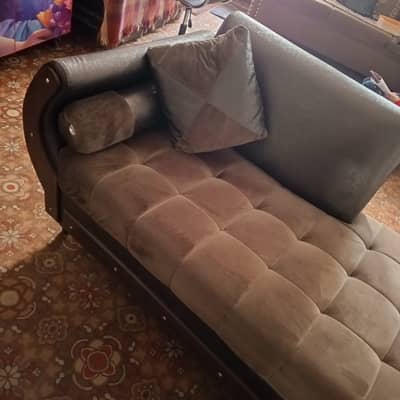 Premier quality Dewan