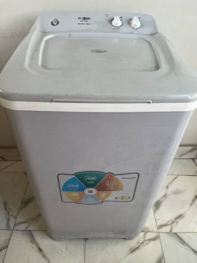 Izone Washing Machine + Superasia Dryer (Spinner)