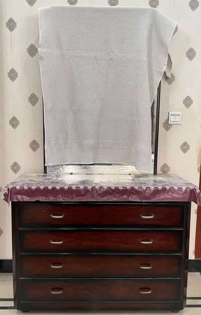 Dressing table
