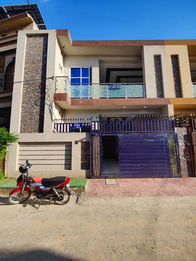 7 Marla 1.5 storey house available for rent in Snober City Pani boring unlimited gas not available security 2 month demand by owner
