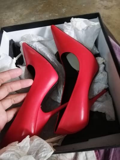 victoire high heels(dark red) Orignal new 36 size 03138202237 whatsapp